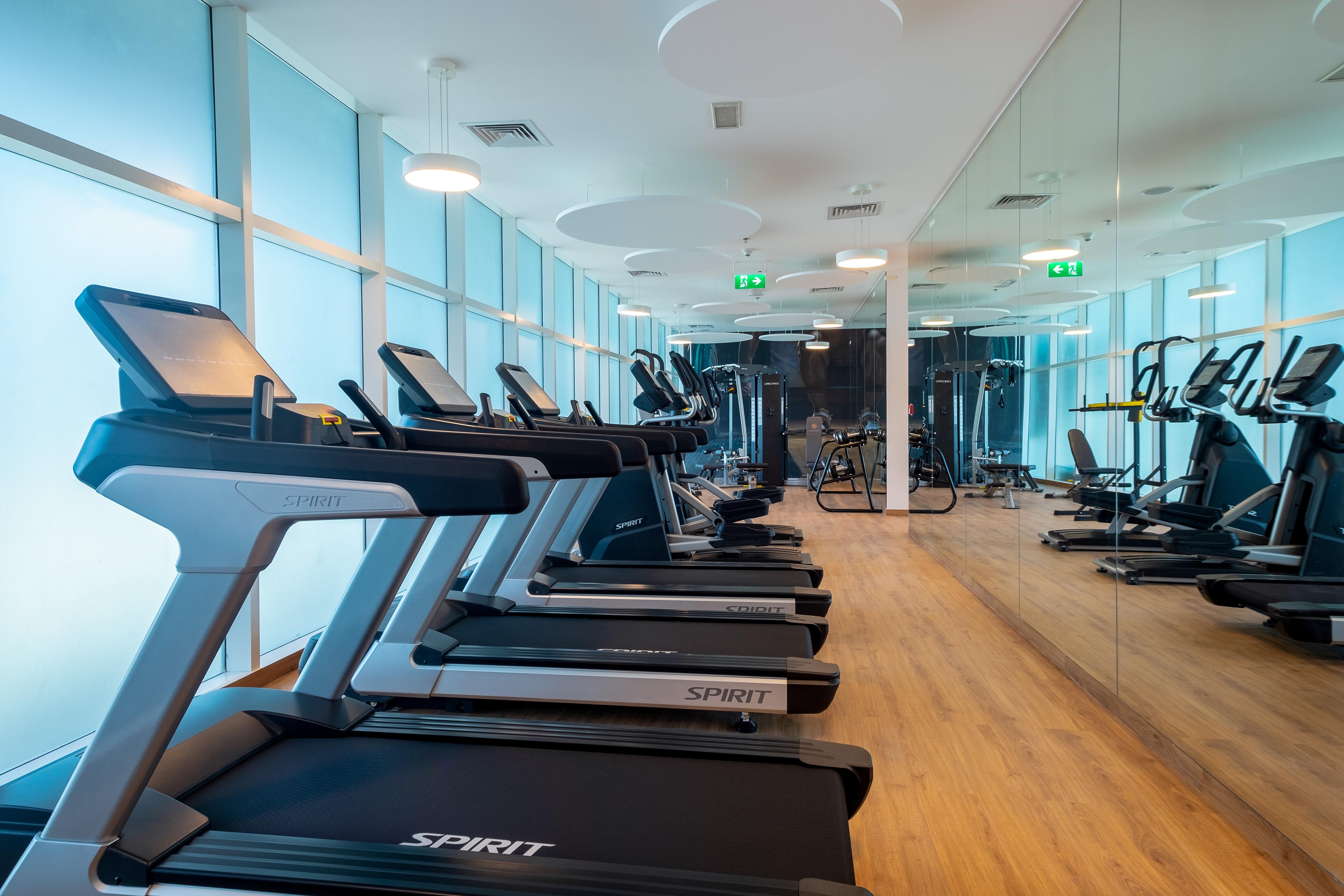 Park Regis Business Bay Hotel Dubai Bagian luar foto