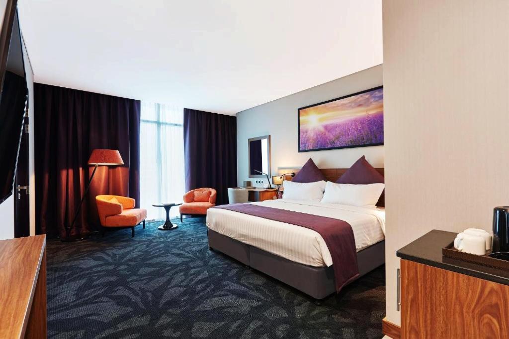 Park Regis Business Bay Hotel Dubai Bagian luar foto