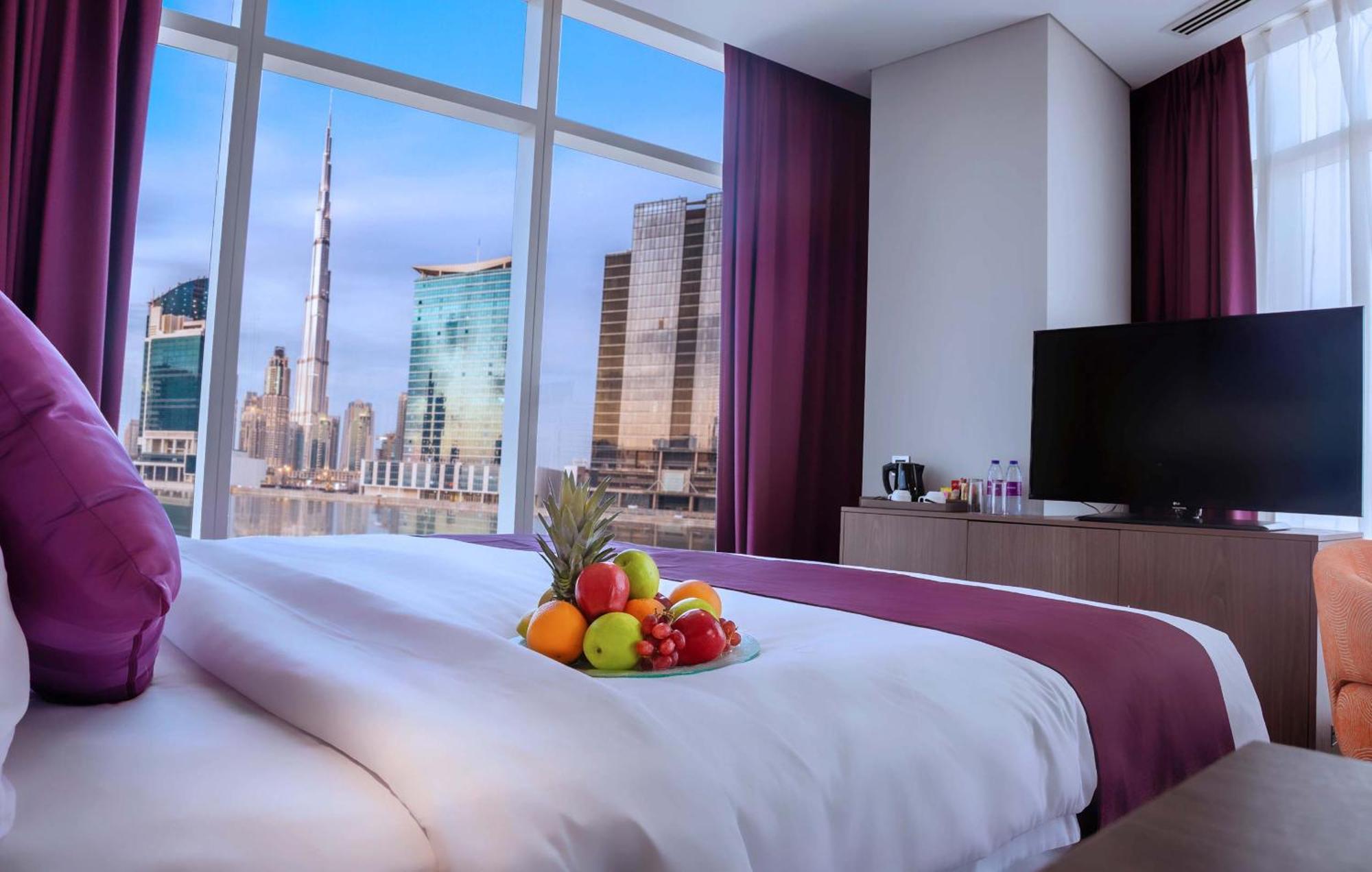 Park Regis Business Bay Hotel Dubai Bagian luar foto