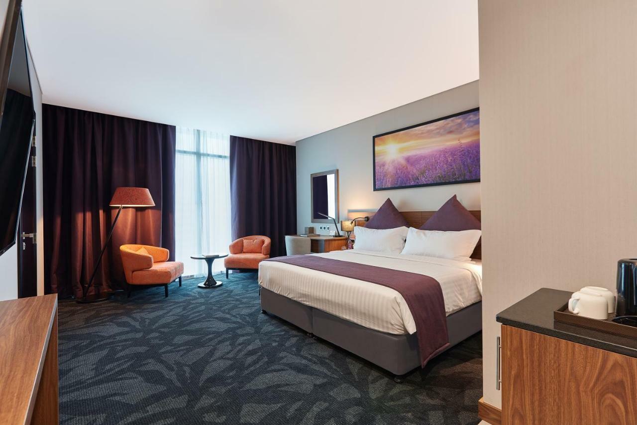 Park Regis Business Bay Hotel Dubai Bagian luar foto